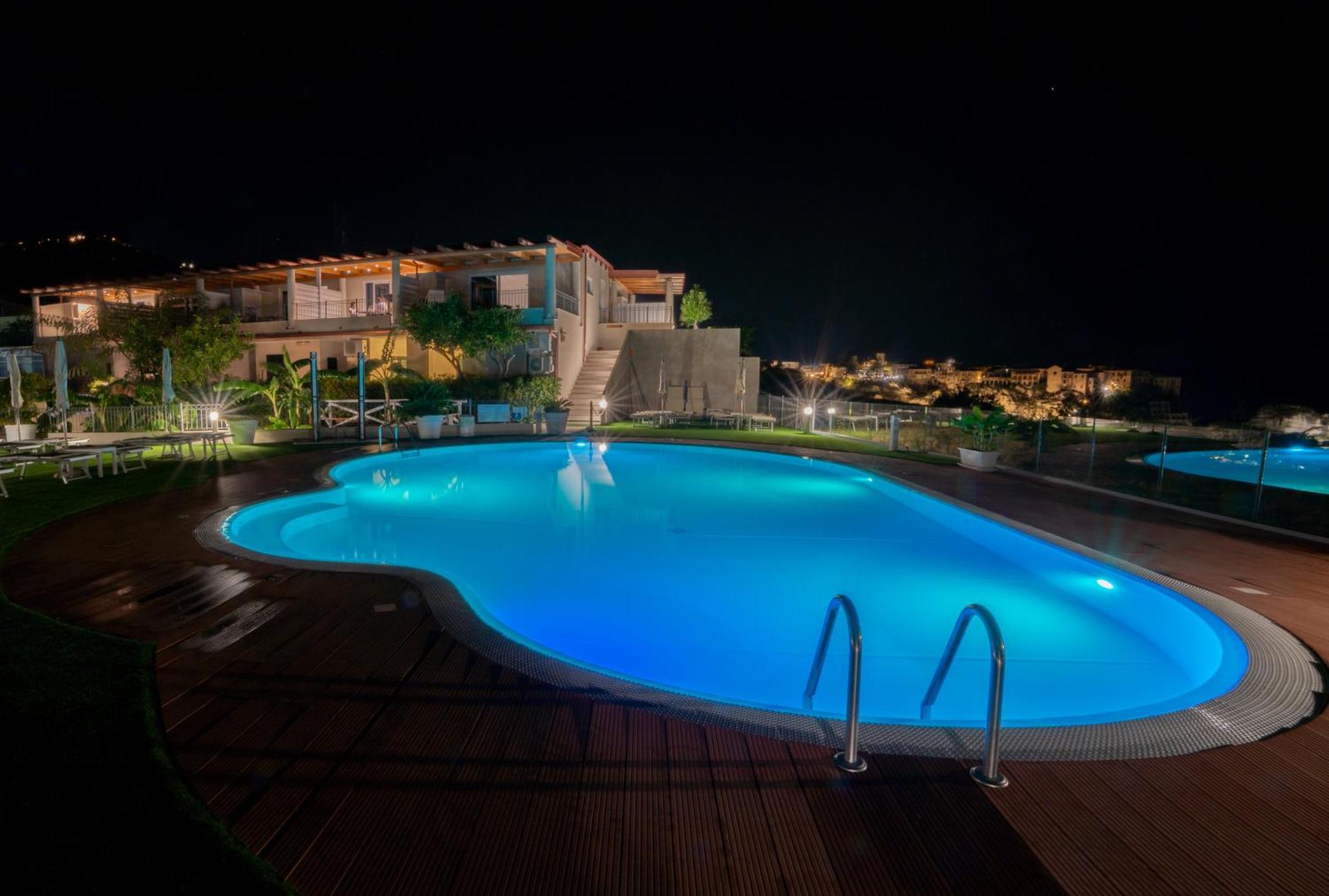 טרופאה Residence New Paradise מראה חיצוני תמונה