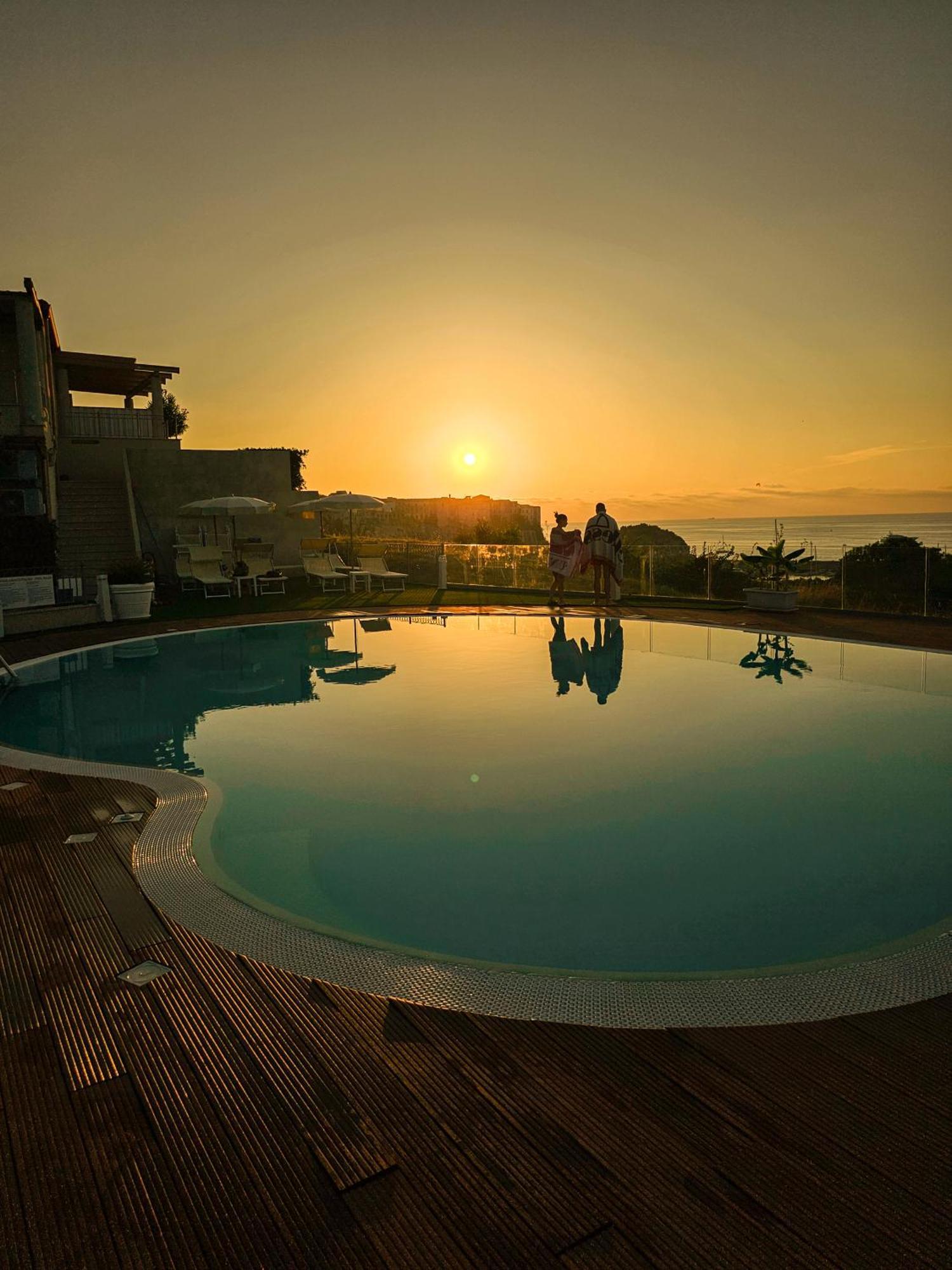 טרופאה Residence New Paradise מראה חיצוני תמונה