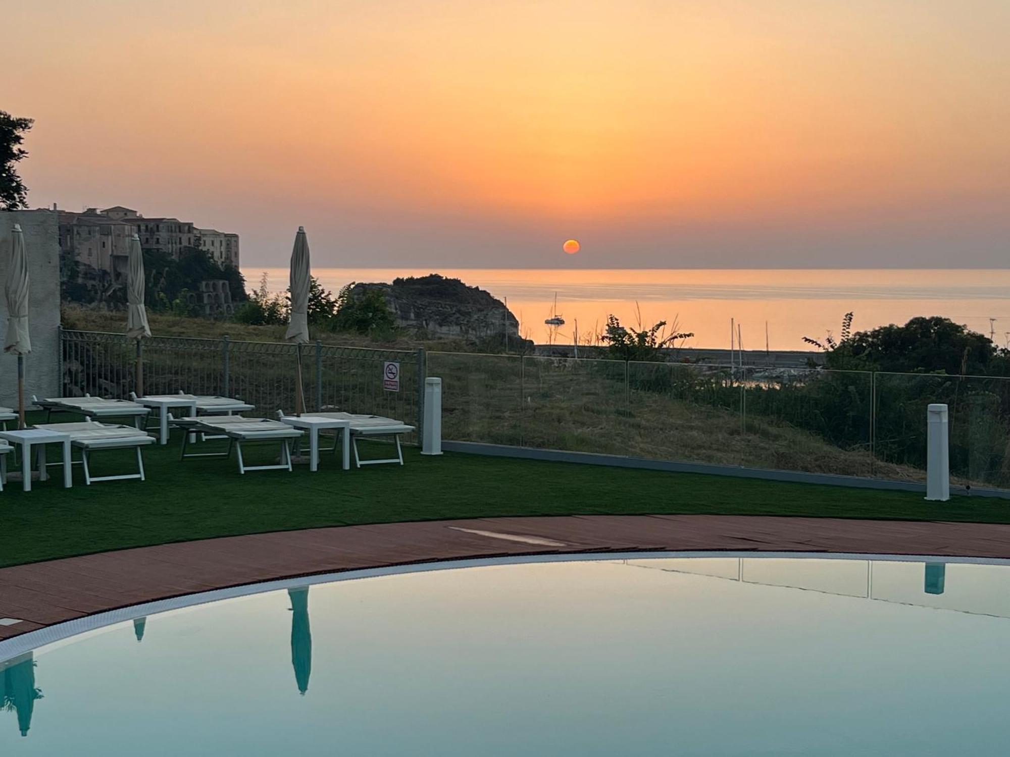 טרופאה Residence New Paradise מראה חיצוני תמונה
