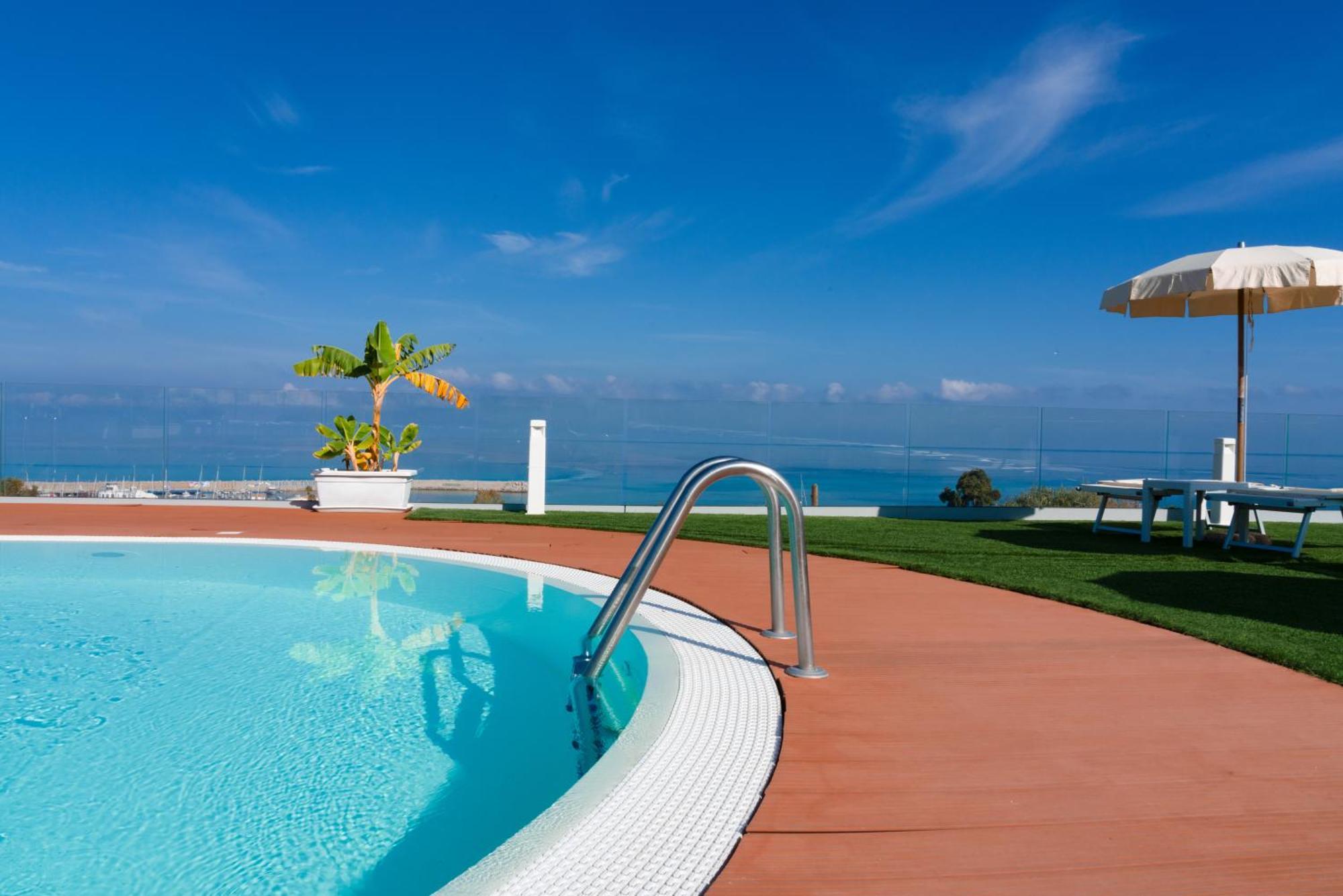 טרופאה Residence New Paradise מראה חיצוני תמונה