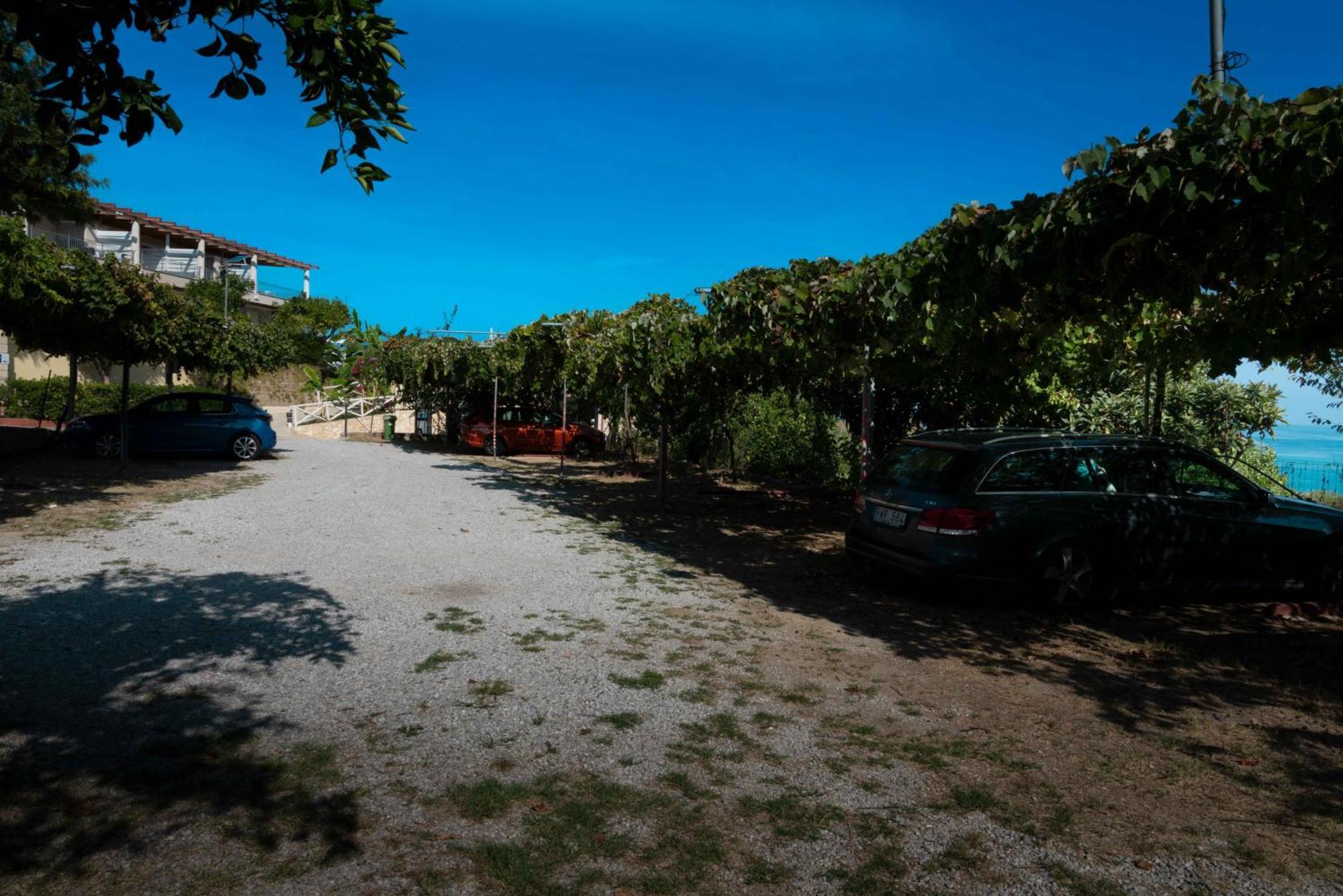 טרופאה Residence New Paradise מראה חיצוני תמונה